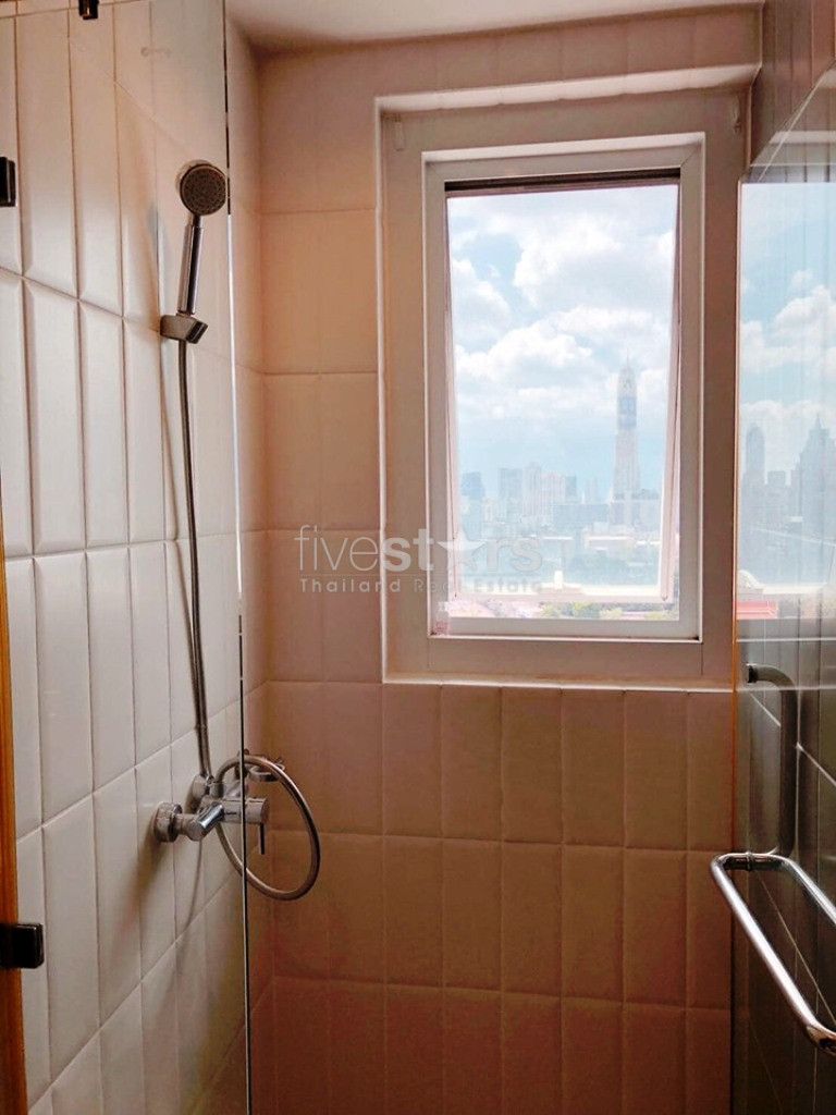 2 bedrooms condo for rent on Petchaburi road near BTS Nana, photo 6