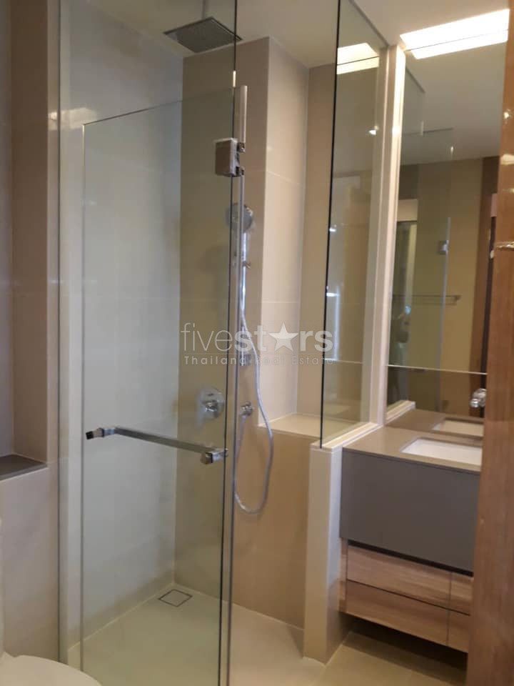 Brand new 1 bedroom condo for rent in Asoke, photo 11