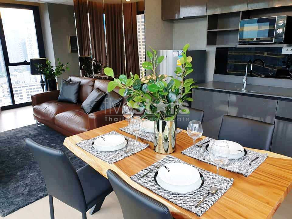 Brand new 2 bedrooms condo for rent close to BTS Asoke, photo 2
