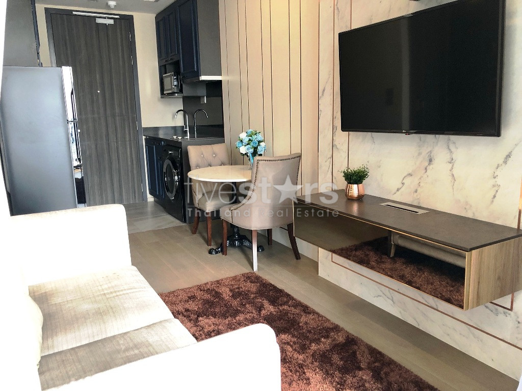 Modern 1 bedroom condo for rent close to BTS Asoke, photo 2