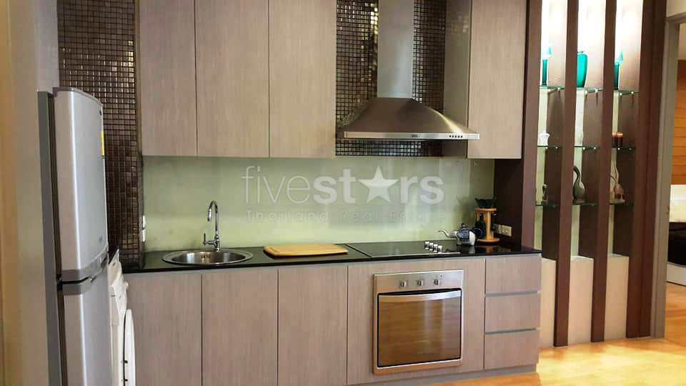 Appartement moderne de 2 chambres à louer près du BTS Asoke, photo 4