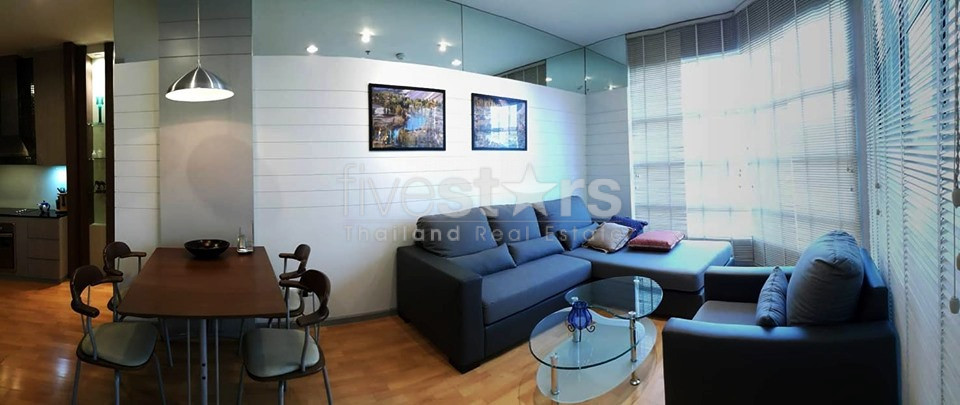 Appartement moderne de 2 chambres à louer près du BTS Asoke