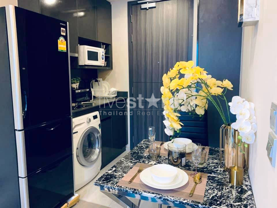 Brand new 1 bedroom condo for rent close to BTS Asoke
