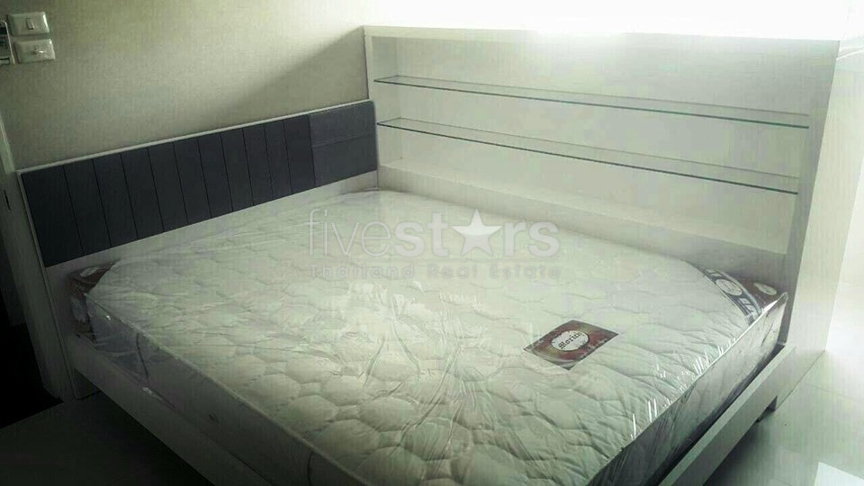 Modern 2 bedrooms condo for rent in Asoke, photo 8