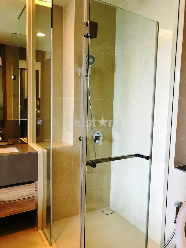 Appartement neuf de 2 chambres à louer à Asoke, photo 11