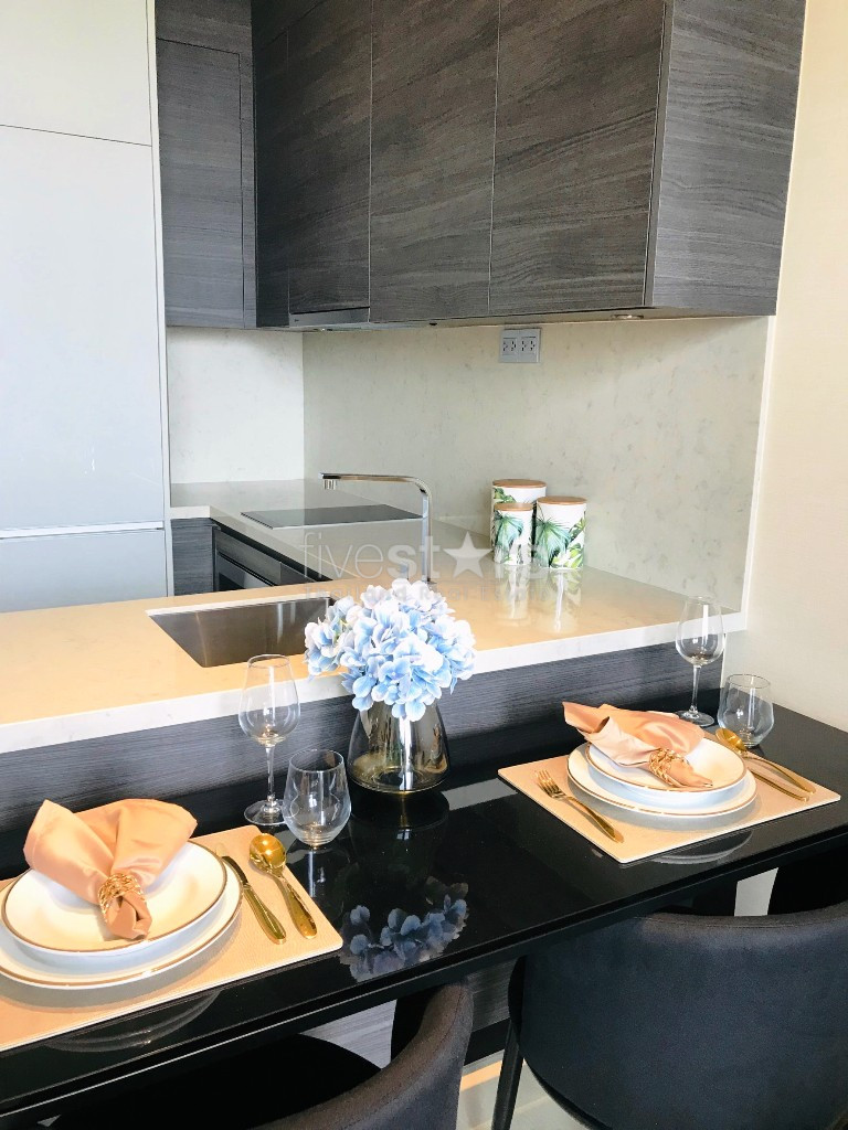 Appartement neuf de 2 chambres à louer à Asoke, photo 2