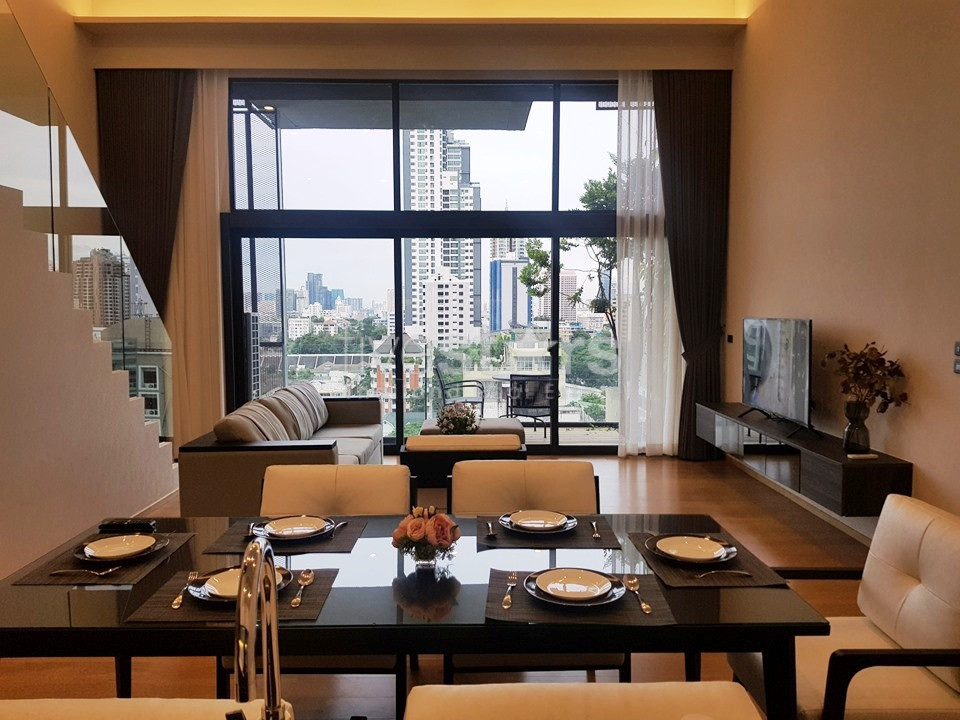Appartement duplex de 3 chambres à louer à Sukhumvit