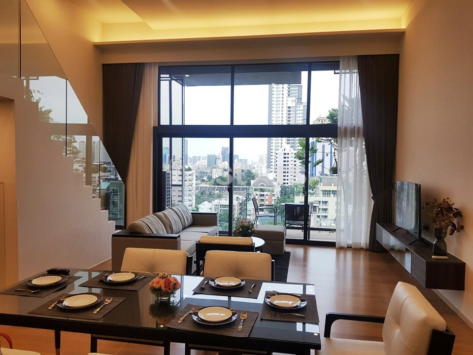 Appartement duplex de 3 chambres à louer à Sukhumvit, photo 2