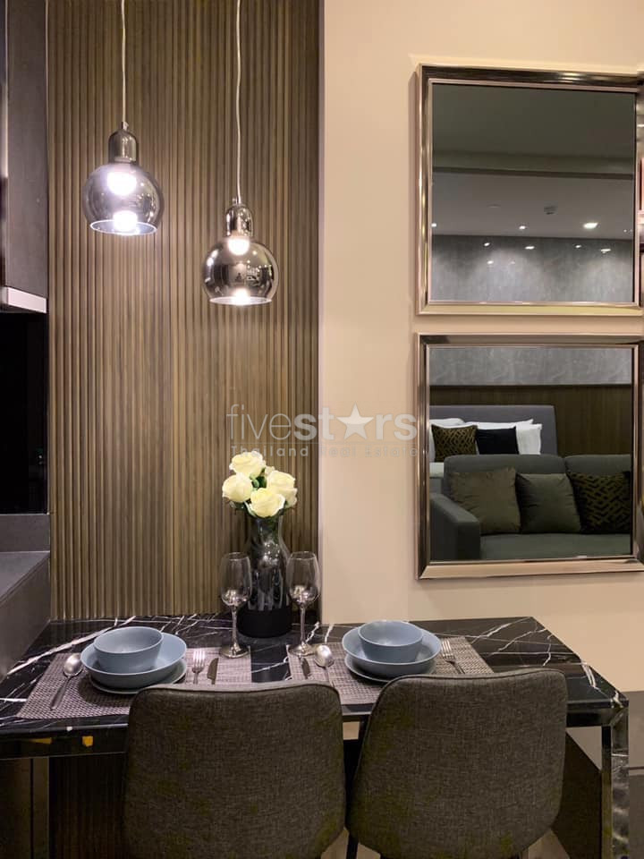 Appartement neuf d'une chambre à louer non loin du MRT Sukhumvit ou du BTS Asoke, photo 4