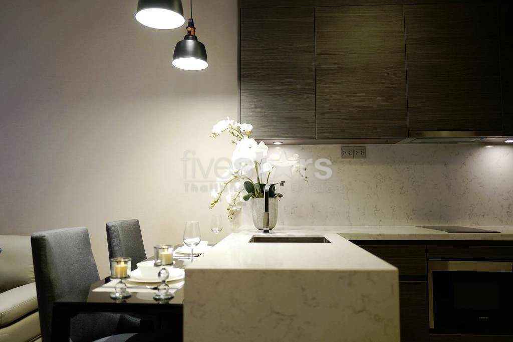 Appartement neuf d'une chambre à louer près de la station de BTS Asoke, photo 5