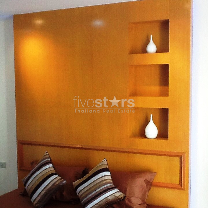 2 bedrooms condo for rent near BTS Asoke, photo 10