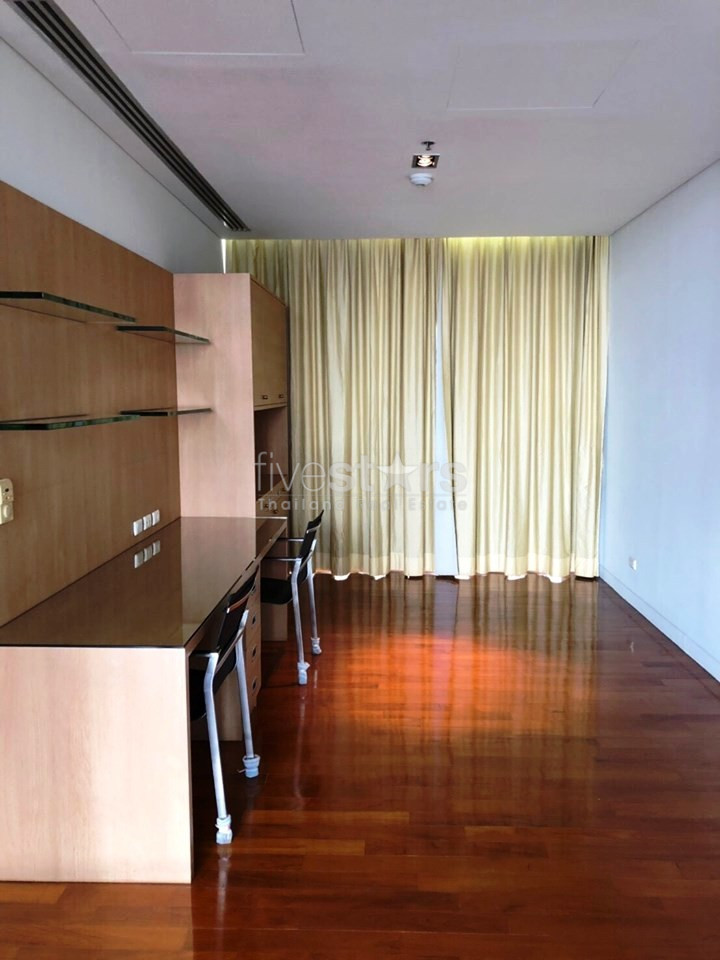Appartement spacieux de 2 chambres à louer près du BTS Asoke, photo 4