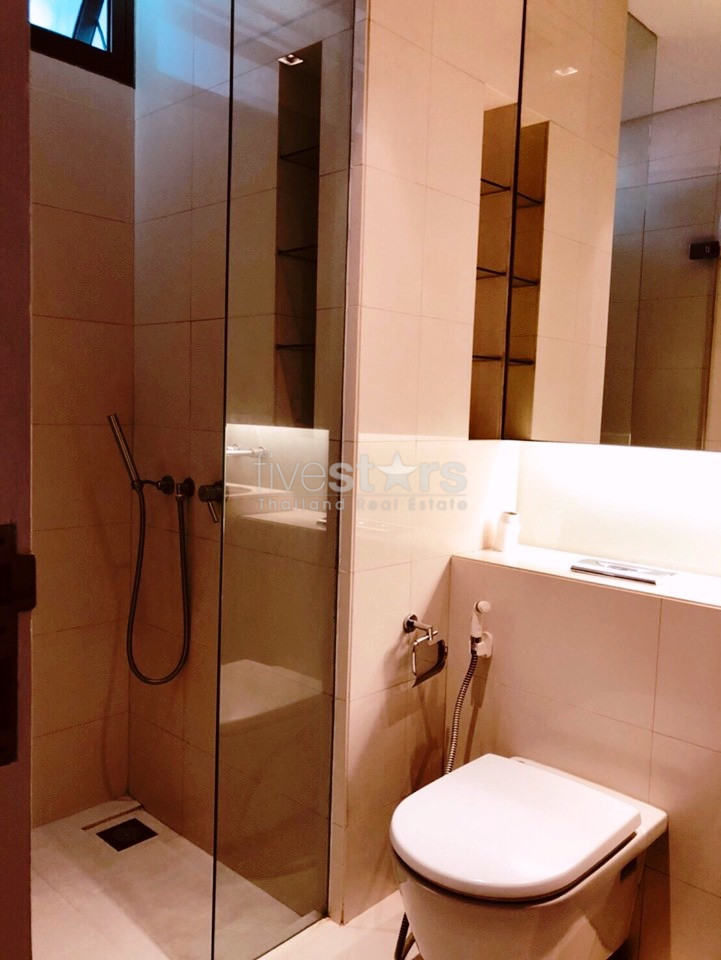 Appartement spacieux de 2 chambres à louer près du BTS Asoke, photo 12