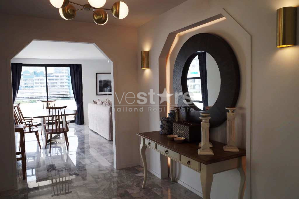 Appartement penthouse de 3 chambres à louer dans le quartier Sukhumvit, photo 4