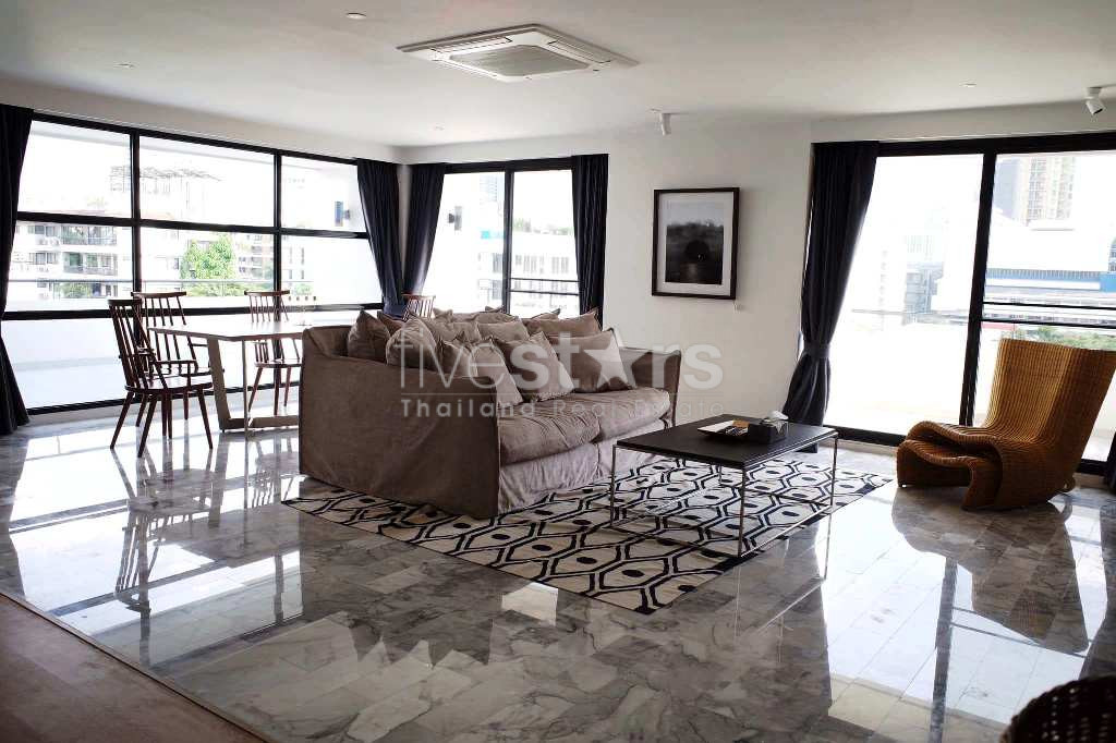Appartement penthouse de 3 chambres à louer dans le quartier Sukhumvit