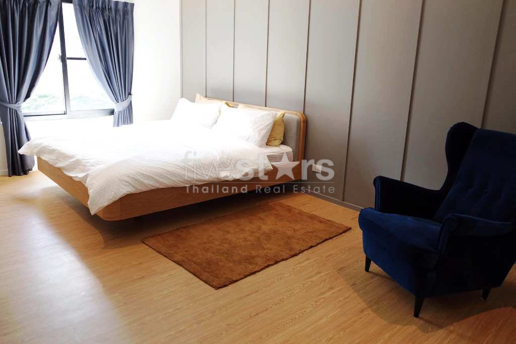 Appartement penthouse de 3 chambres à louer dans le quartier Sukhumvit, photo 8