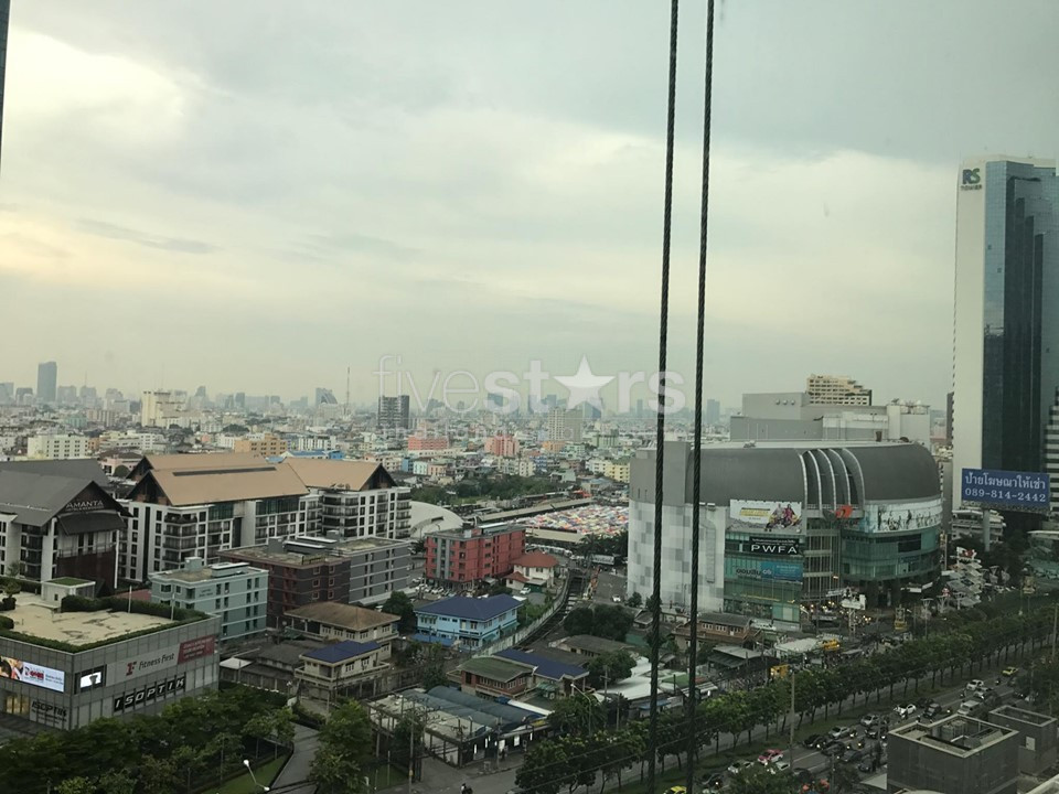 Appartement d'une chambre à louer près de la station de BTS Asoke