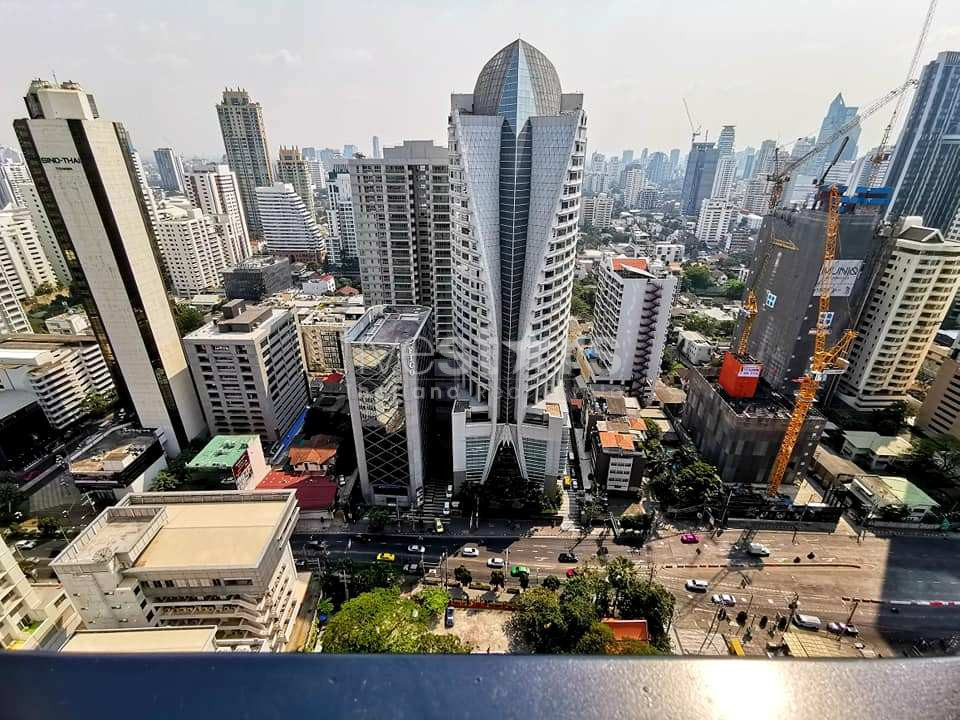 Appartement d'une chambre à louer près de la station de MRT Sukhumvit, photo 4