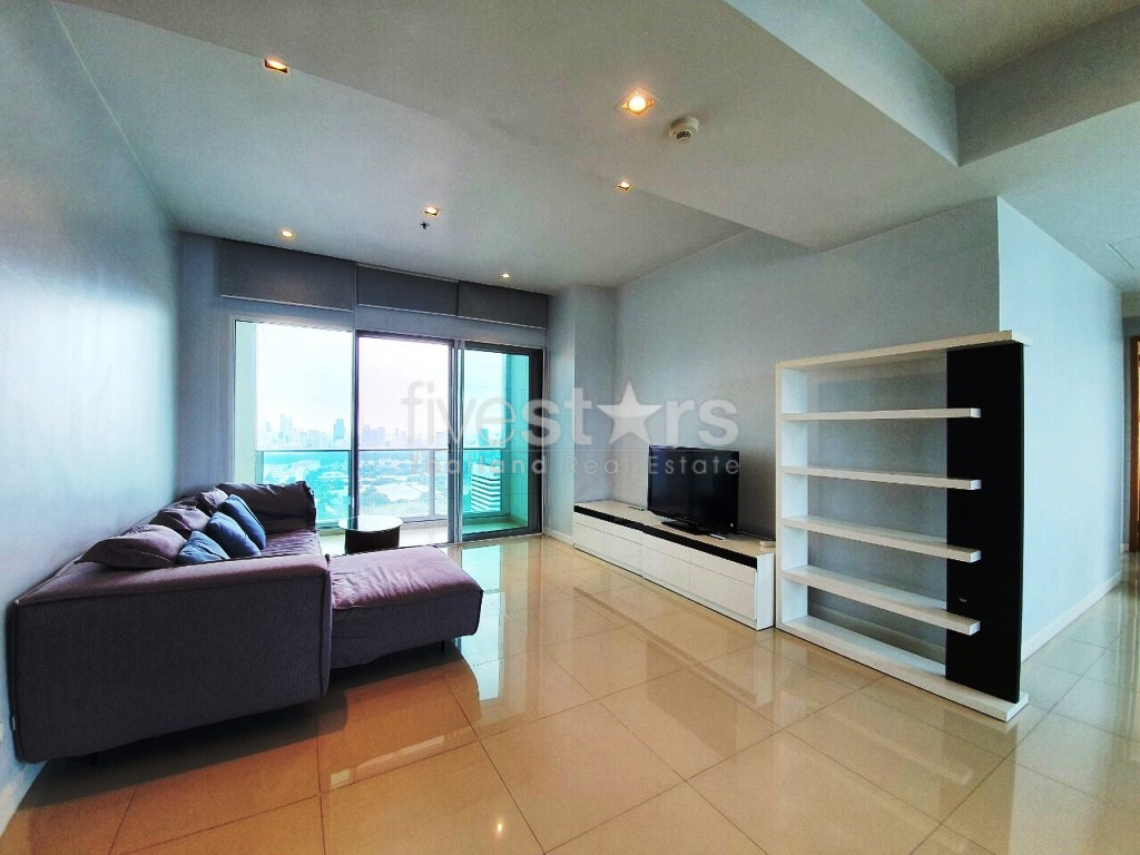 Appartement de 2 chambres à Sukhumvit, près d'Asoke