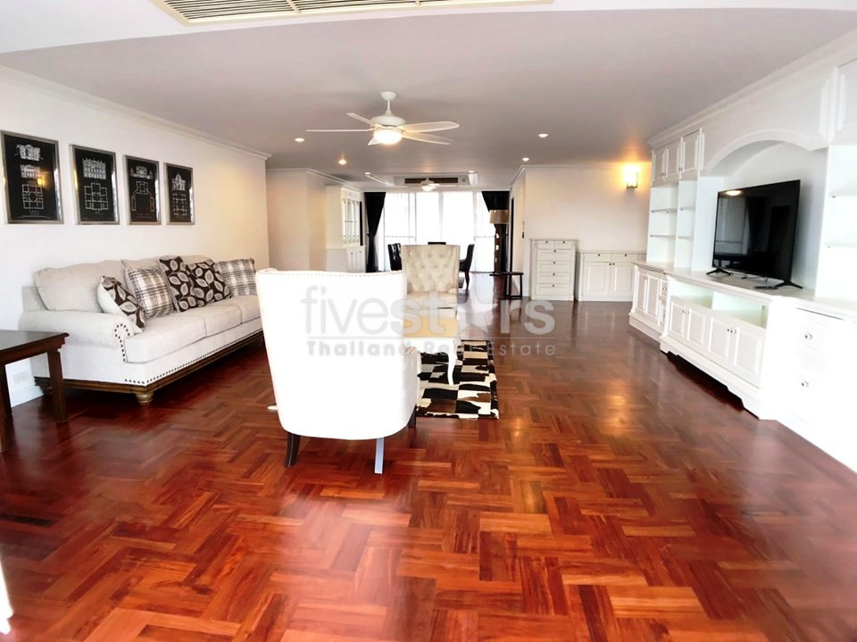 Appartement spacieux de 3 chambres à louer dans le quartier Sukhumvit-Asoke, photo 3