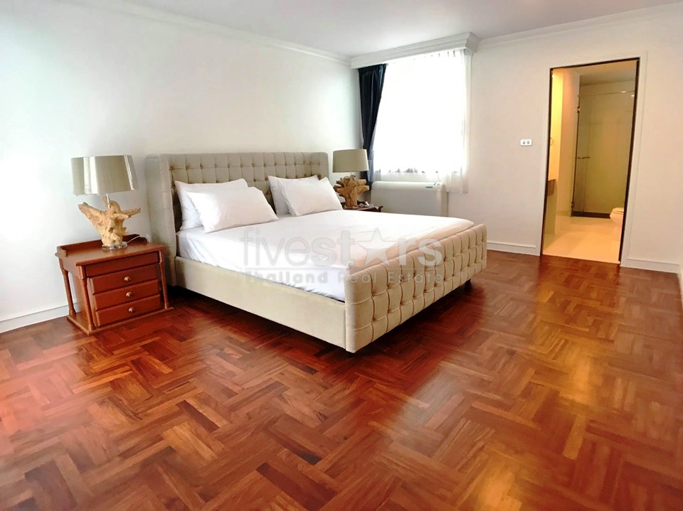 Appartement spacieux de 3 chambres à louer dans le quartier Sukhumvit-Asoke, photo 9