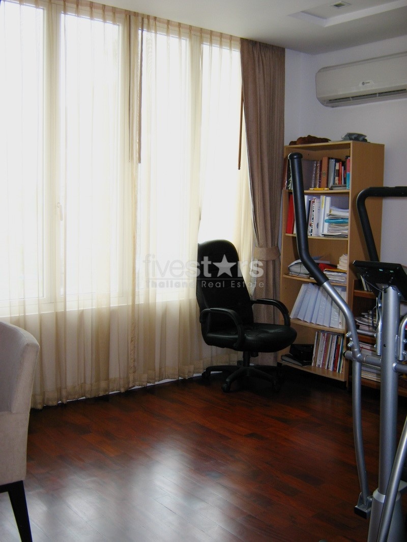 3 bedrooms apartment for rent in Sukhumvit, photo 11