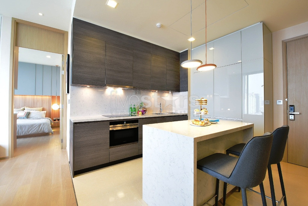 Appartement moderne de 2 chambres à louer près de la station de BTS Asoke, photo 2