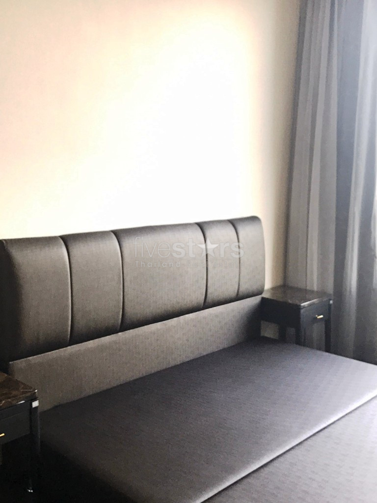 2 bedrooms condo for rent near BTS Asoke, photo 9