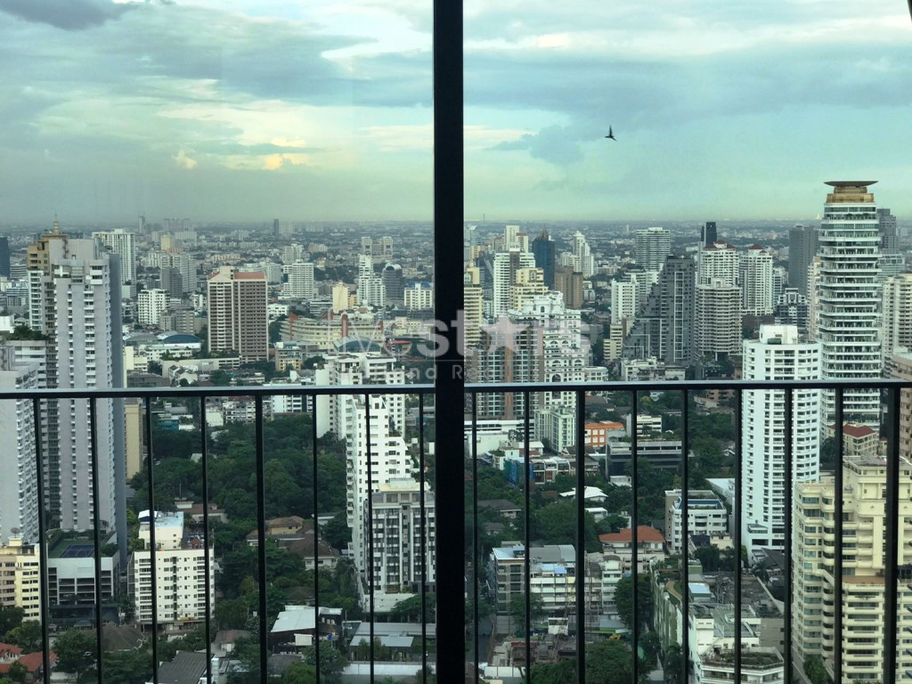 2 bedrooms condo for sale near BTS Asoke, photo 17
