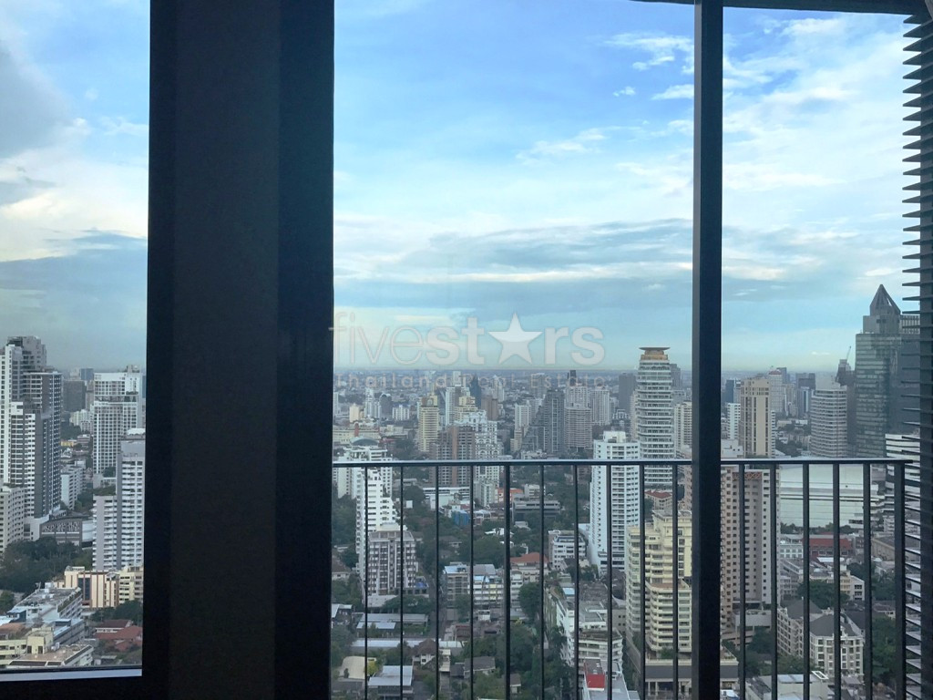 2 bedrooms condo for sale near BTS Asoke, photo 16