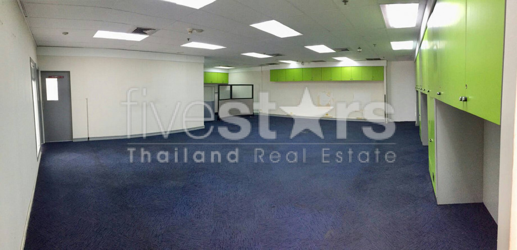 Office for rent in Asoke, photo 2