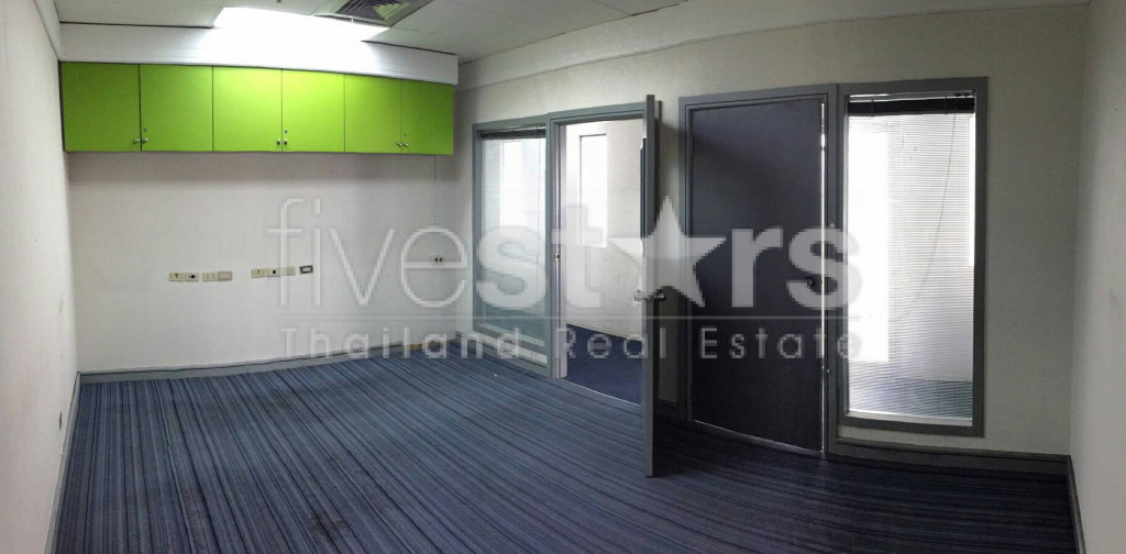 Office for rent in Asoke, photo 8