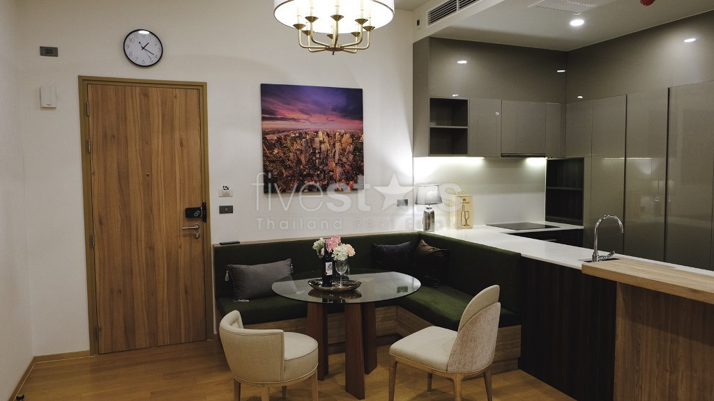 3 bedroom luxury condo for rent on Asoke to Phromphong, photo 11