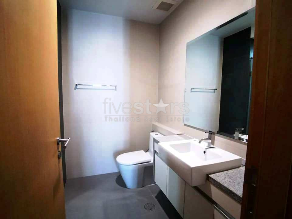 Appartement avec 2 chambres à louer près du BTS Asoke, photo 8