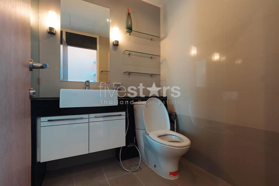 2 bedrooms condo for sale in Asoke, photo 10