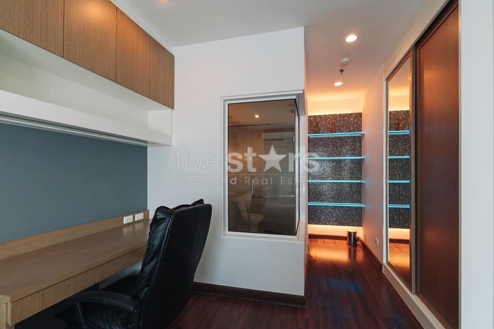2 bedrooms condo for sale in Asoke, photo 8