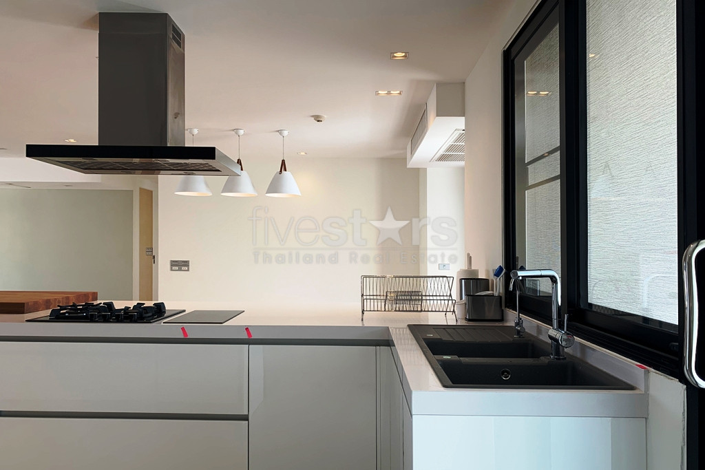 Pet friendly 3 bedrooms condo for rent in Sukhumvit, photo 7