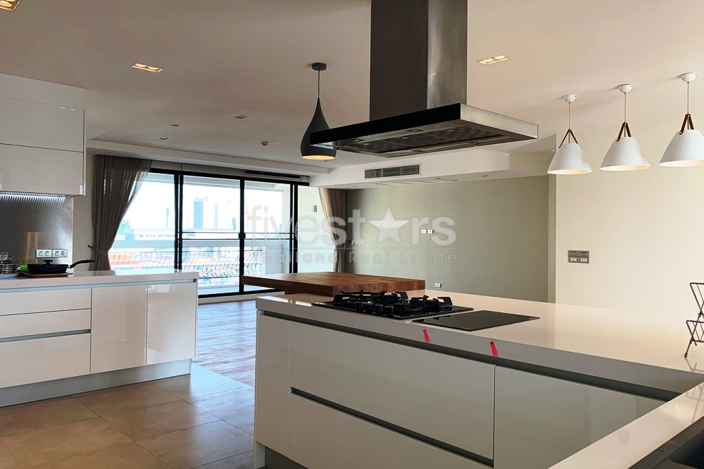 Pet friendly 3 bedrooms condo for rent in Sukhumvit, photo 6
