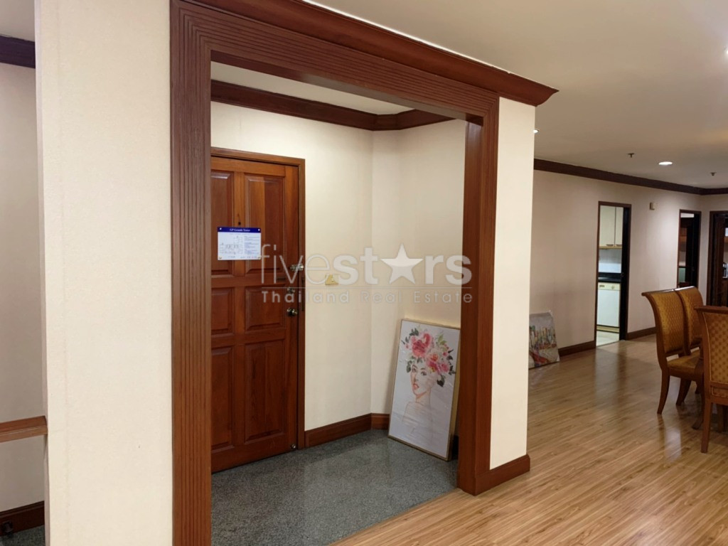 3 bedrooms apartment for rent near BTS Asoke, photo 6