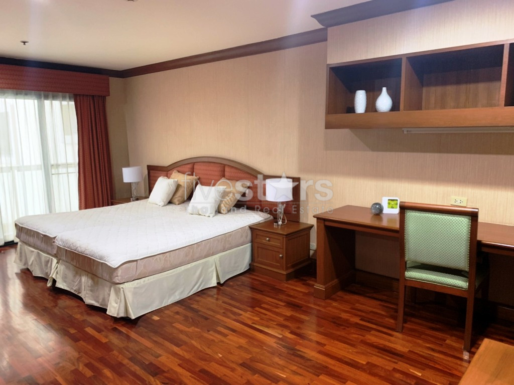 3 bedrooms apartment for rent near BTS Asoke, photo 17
