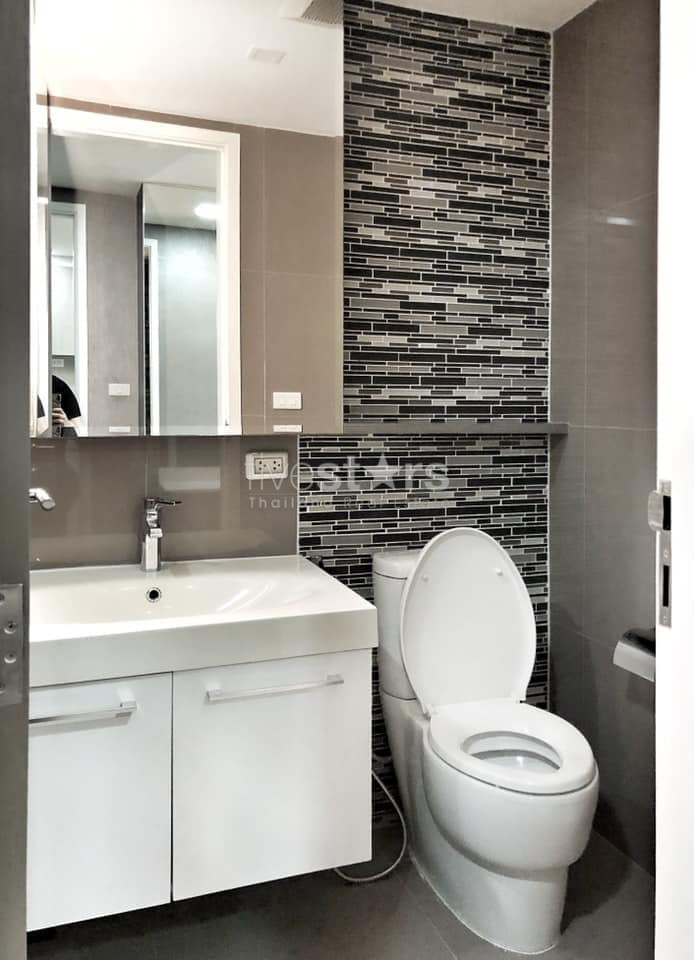 1 bedroom condo for sale walking distance to BTS Nana, photo 10