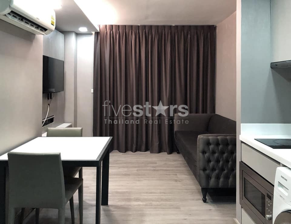 1 bedroom condo for sale walking distance to BTS Nana