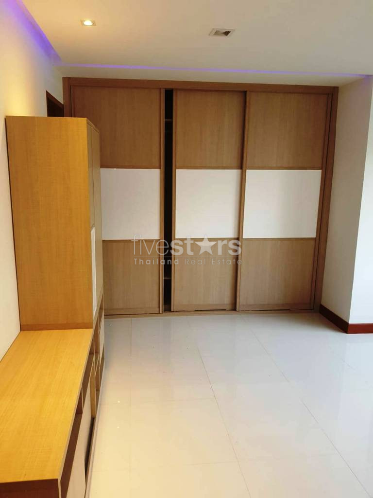 Brand new 3 bedrooms apartment for rent near BTS Nana and BTS Asoke, photo 7