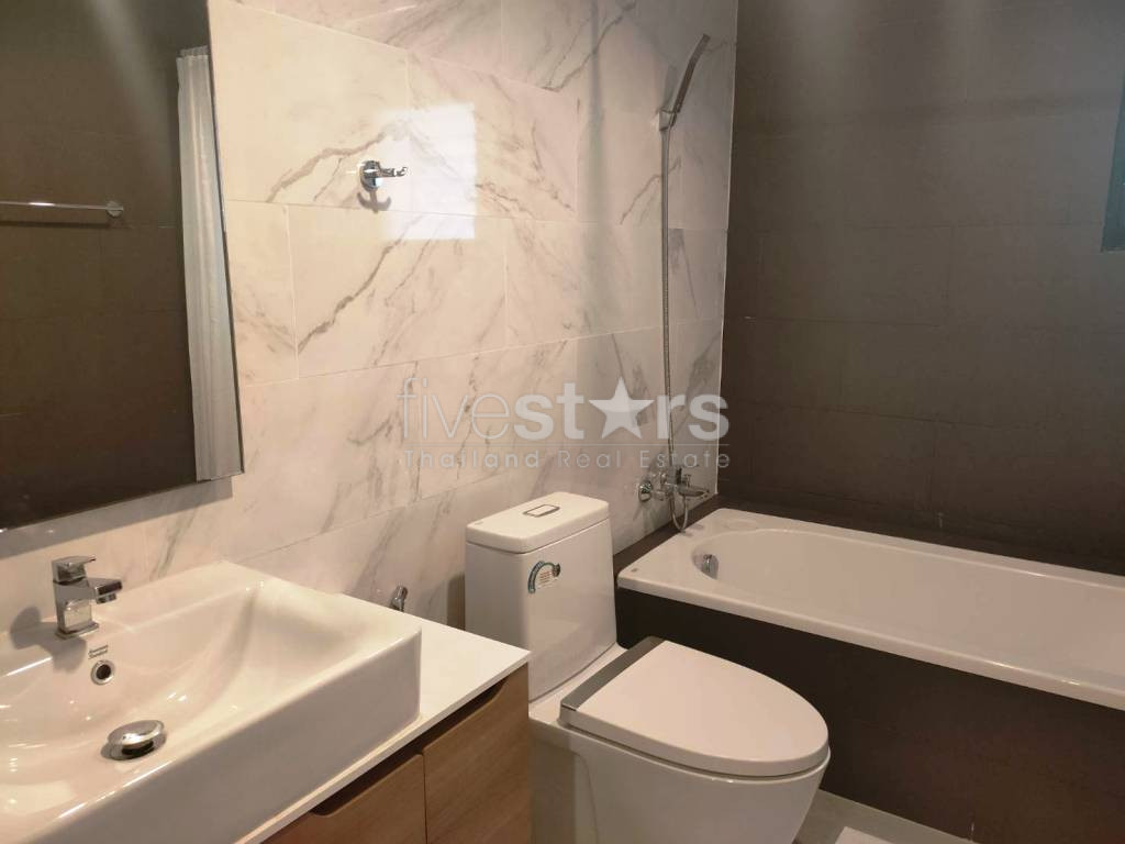 Duplex 3 bedrooms apartment for rent in Sukhumvit and Asoke area, photo 13