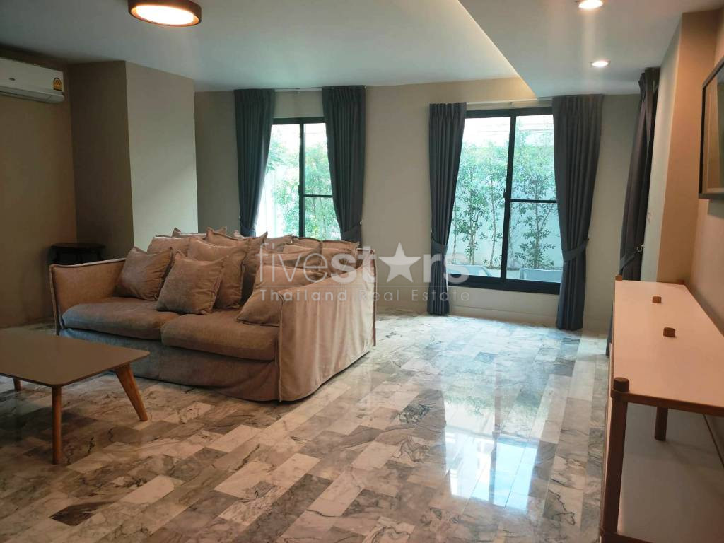 Duplex 3 bedrooms apartment for rent in Sukhumvit and Asoke area