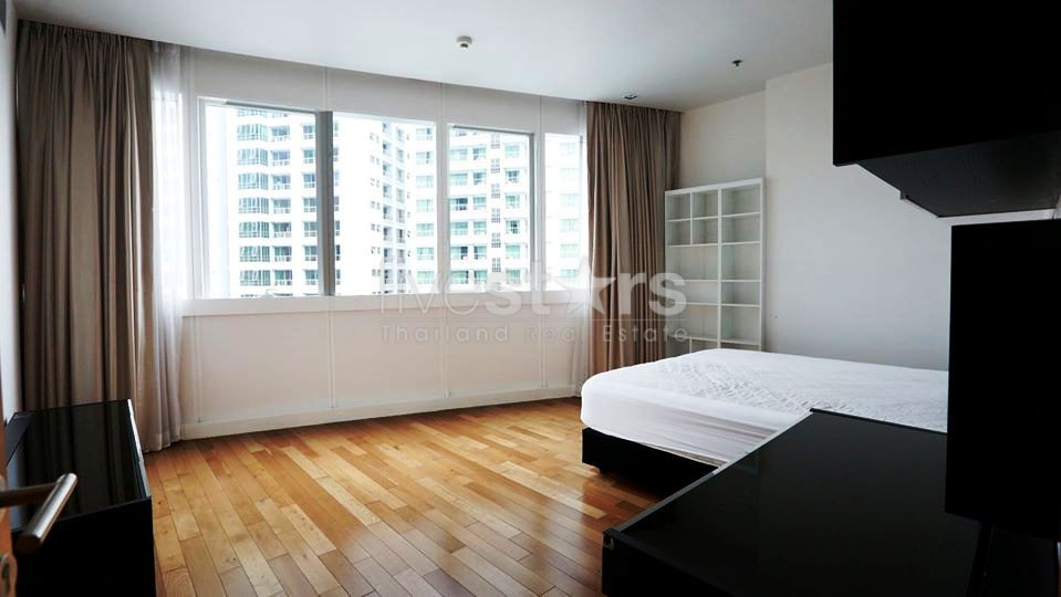 Modern 3 bedrooms condo for rent in Sukhumvit near BTS Asoke, photo 6