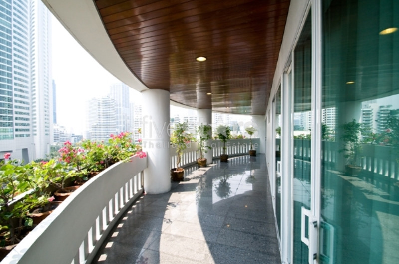 Large 4 bedrooms apartment for rent in Bangkok, photo 7