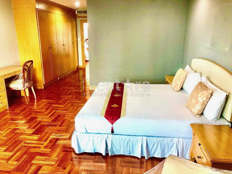 Large 4 bedrooms apartment for rent in Bangkok, photo 9