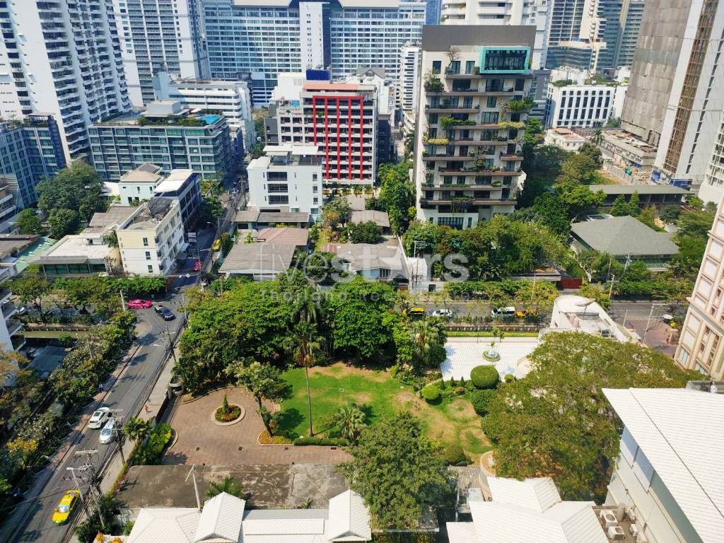 Duplex 2 bedrooms condo for rent in Asoke, photo 17