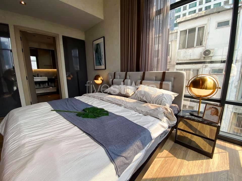 Loft style 2 bedrooms condo for rent in Asoke near MRT Petchaburi and airport link, photo 13